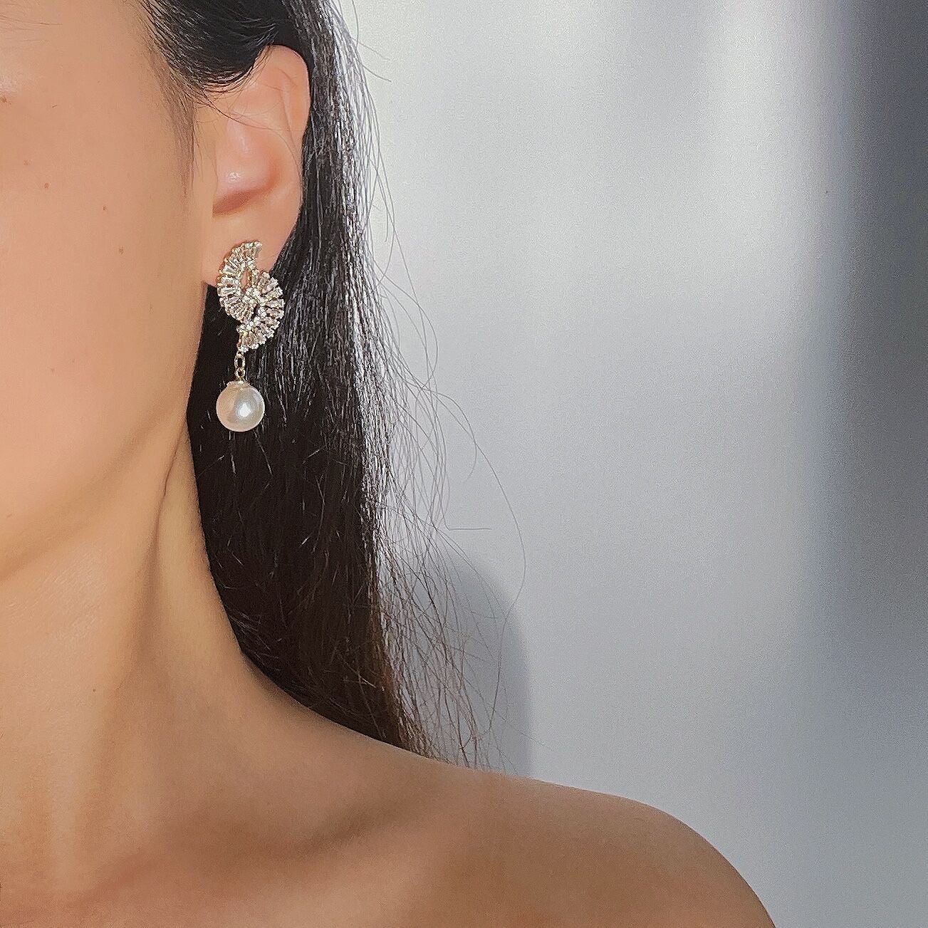 HundredthZ Sparking Cubic Zirconia S Geometric Drop Dangle Earrings with Freshwater Pearl Dangling Earrings for Women